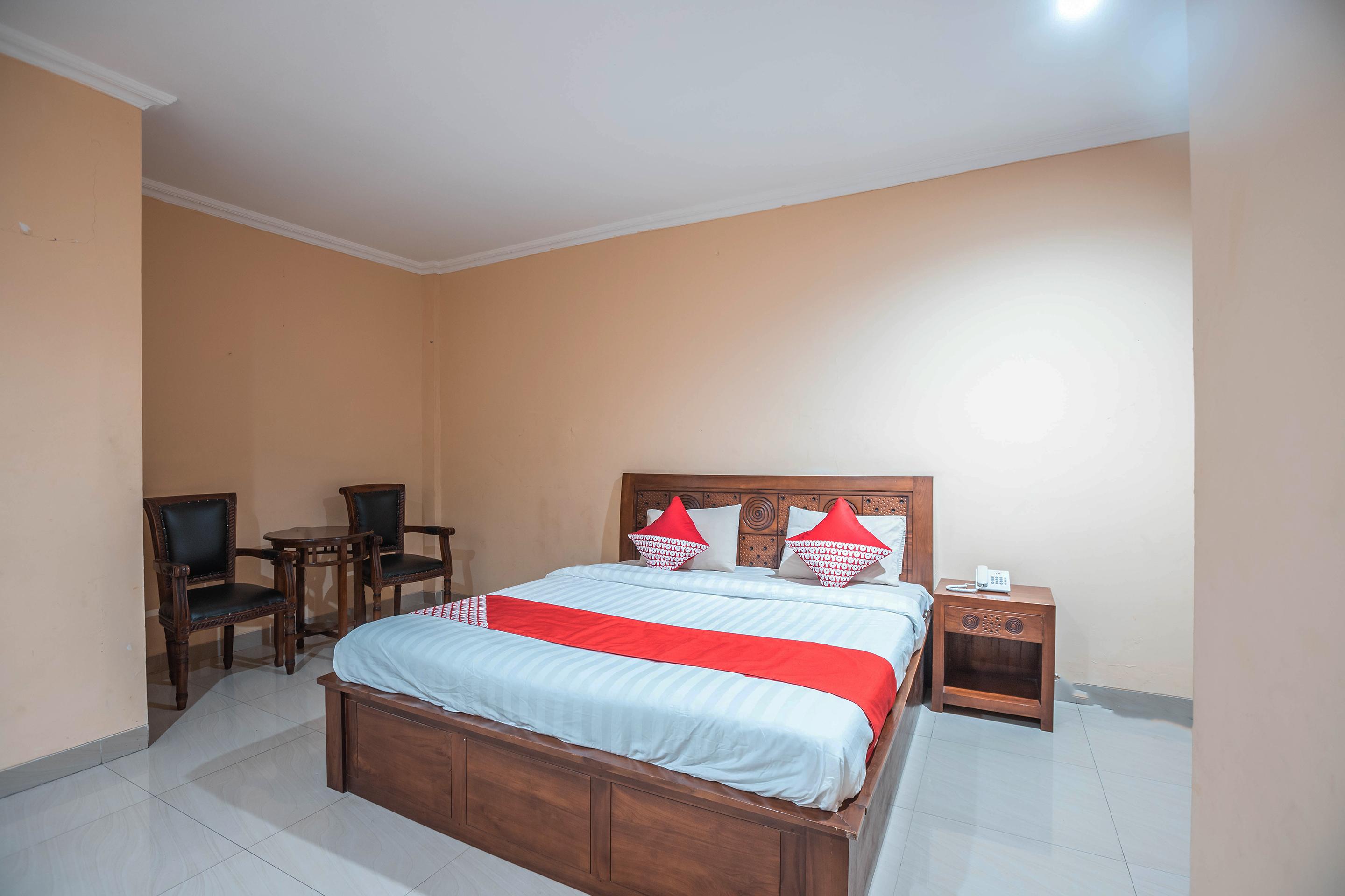 Super Oyo 686 Bunga Karang Hotel Бекасі Екстер'єр фото