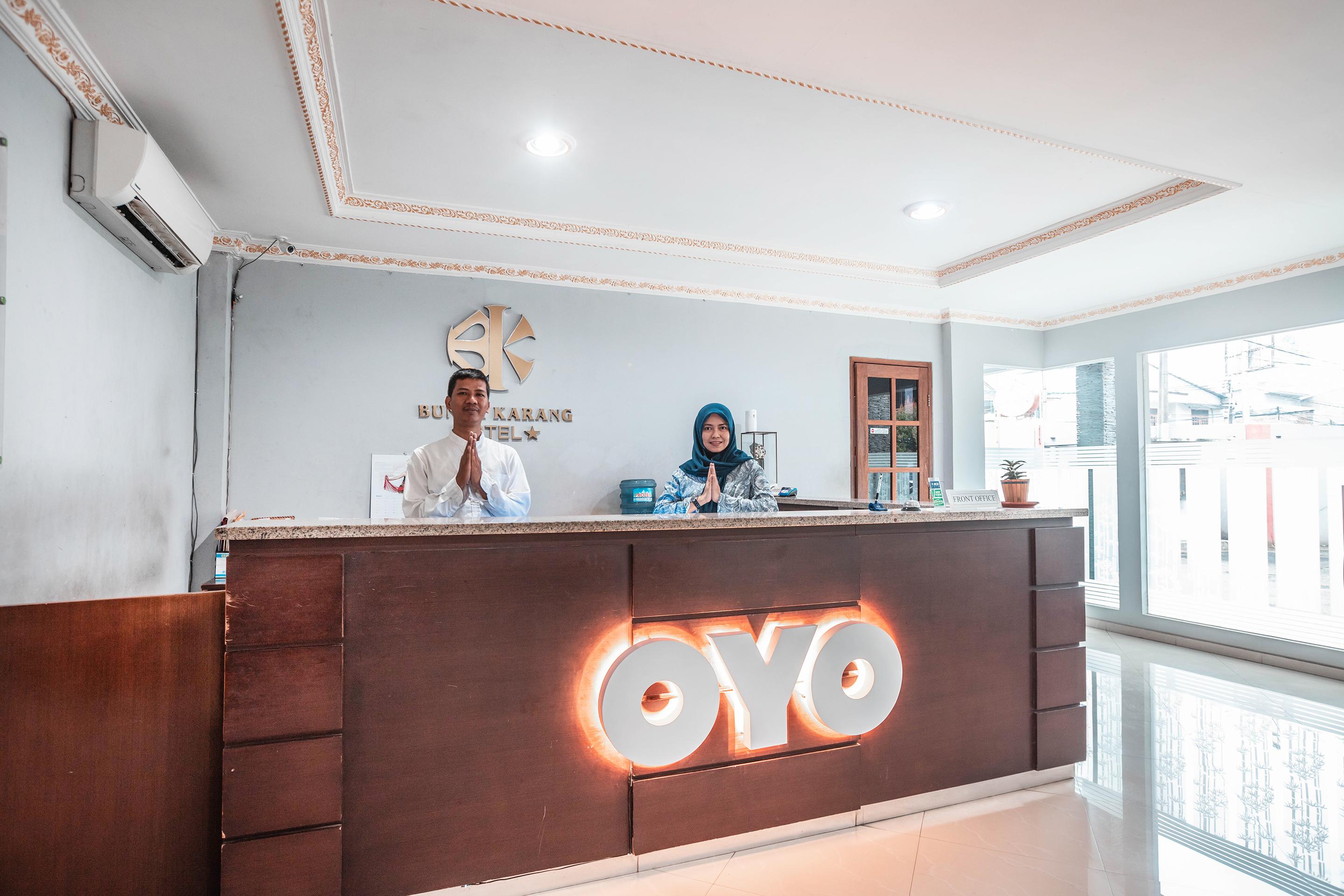 Super Oyo 686 Bunga Karang Hotel Бекасі Екстер'єр фото